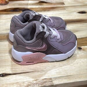 Nike baby  sneakers 4 c